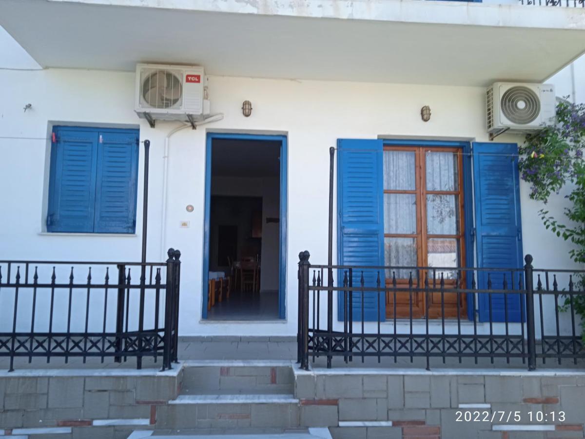 Syraina Apartments Szkiáthosz Kültér fotó