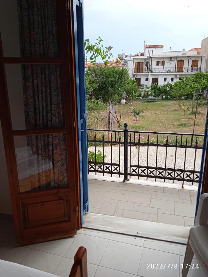 Syraina Apartments Szkiáthosz Kültér fotó