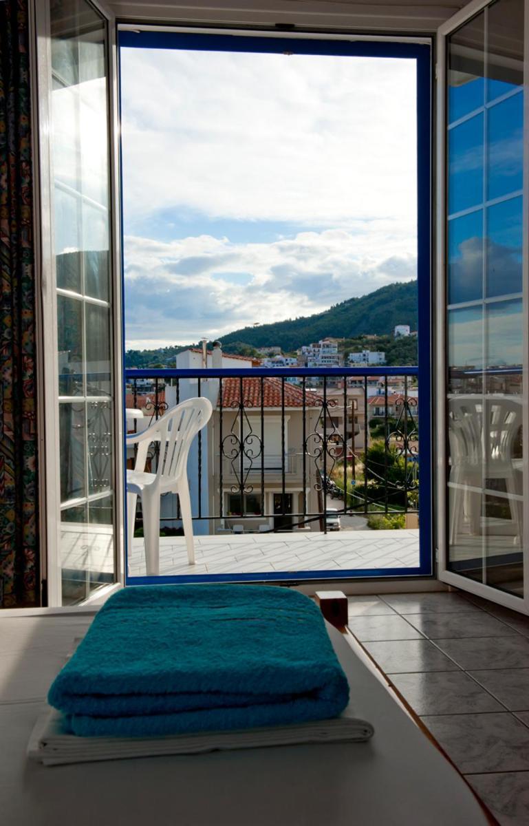 Syraina Apartments Szkiáthosz Kültér fotó