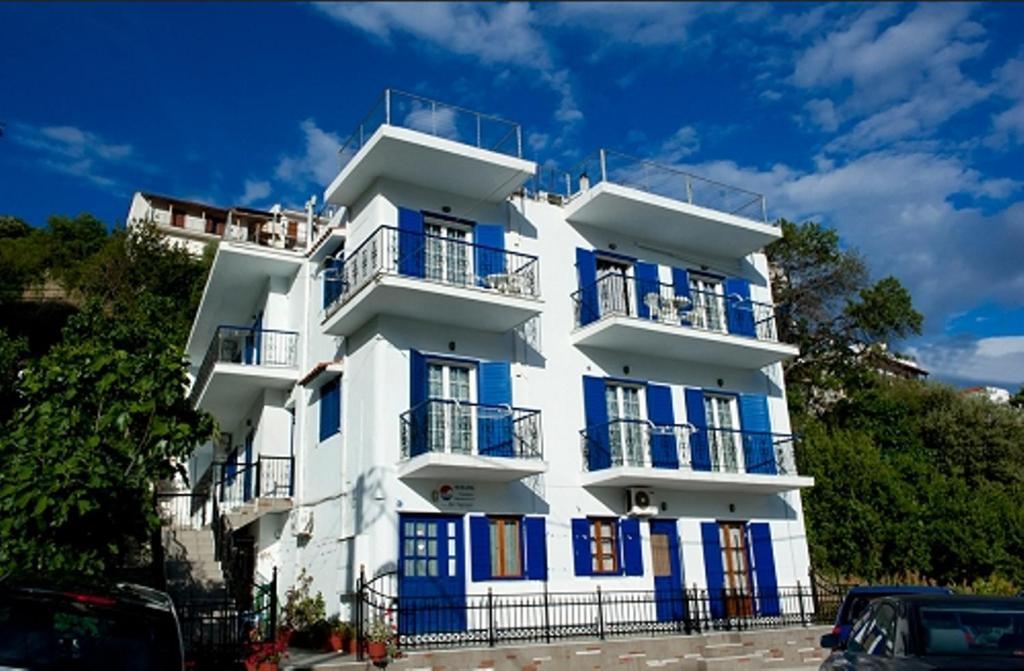 Syraina Apartments Szkiáthosz Kültér fotó